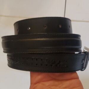 New with tags Vintage genuine leather Mens black belt in different sizes